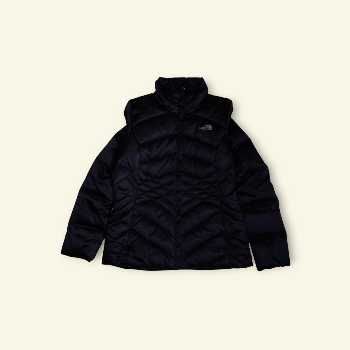 Chamarra puffer negra The North Face Aconcagua con relleno de plumón de ganso y acolchado horizontal de Mi tienda