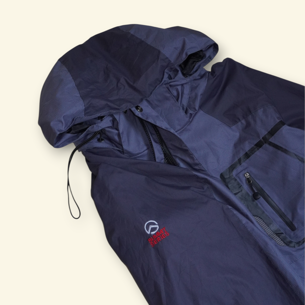 Chamarra vintage The North Face Summit Series Gore-Tex XCR en gris y negro de Mi tienda
